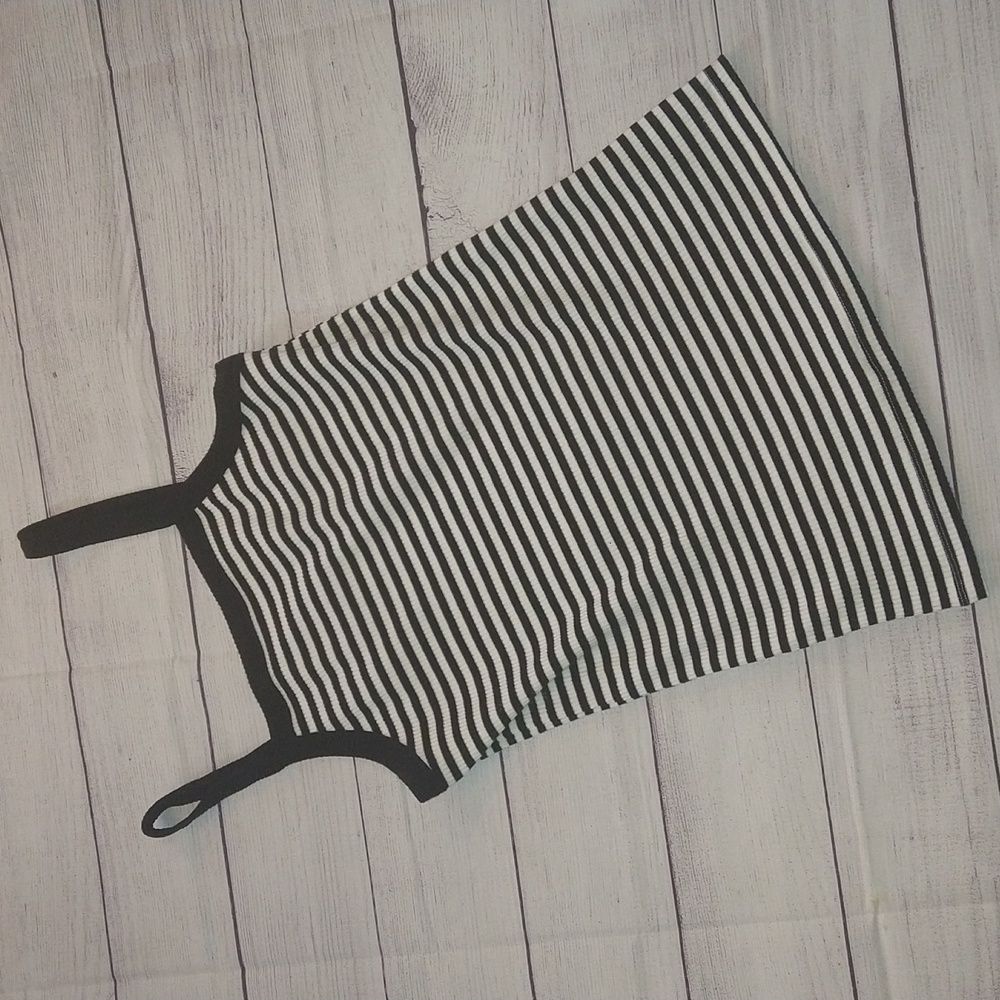 Old Navy slim fit striped thick tank top size large